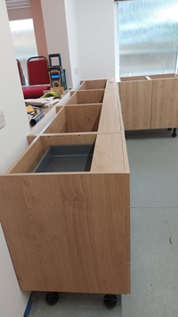 Lowerkitchen-cupboardstakingsh